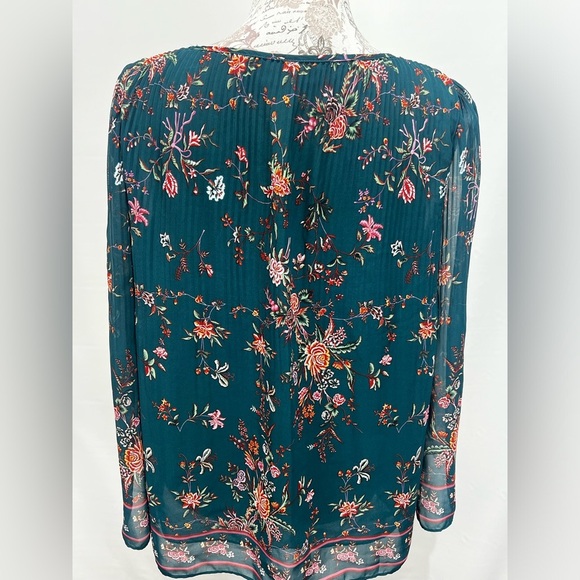 MAX STUIO Hunter green floral sheer sleeve blouse size M. - Picture 4 of 13